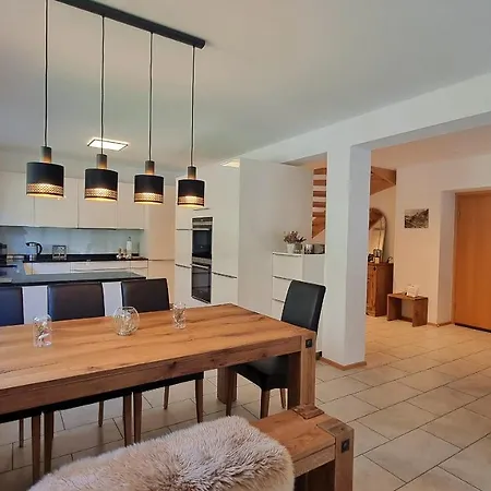 Michelangelo בקתה צרמט