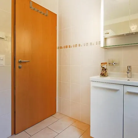 Michelangelo בקתה